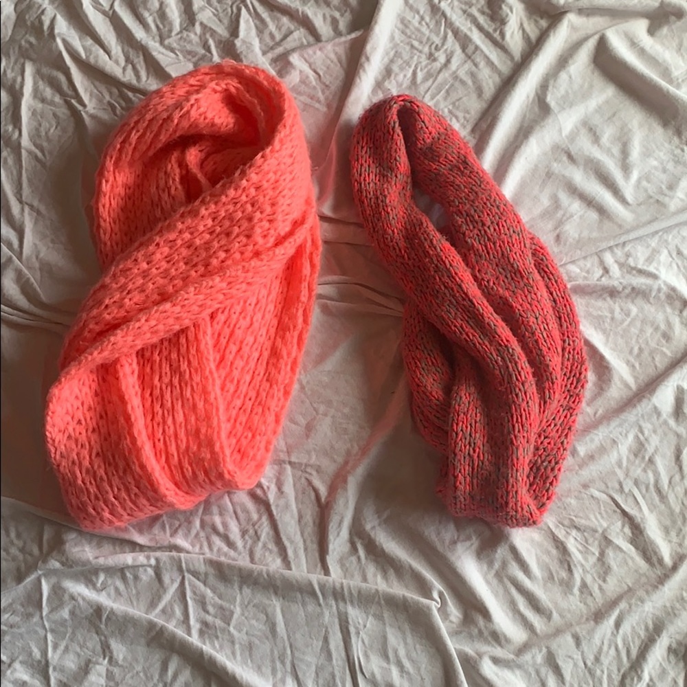 Loop scarf